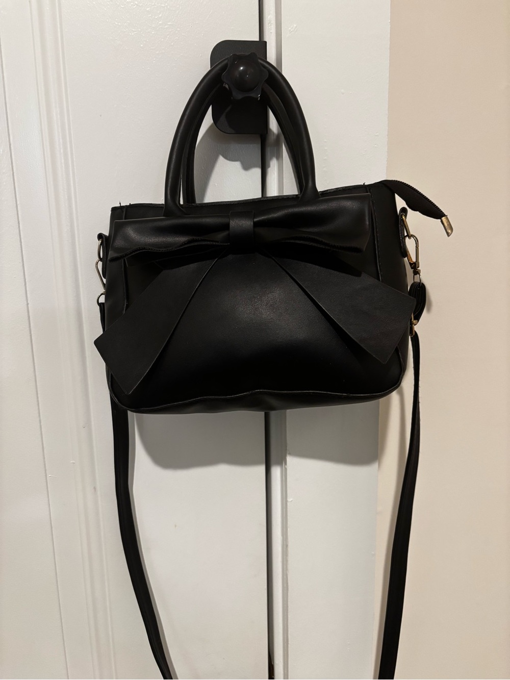 Elegant Black Bow-Front Satchel Bag